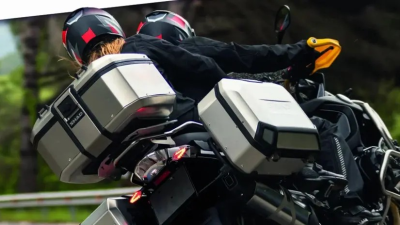 Canella Moto amplia l’assortimento: in arrivo bauletti e borse rigide SHAD